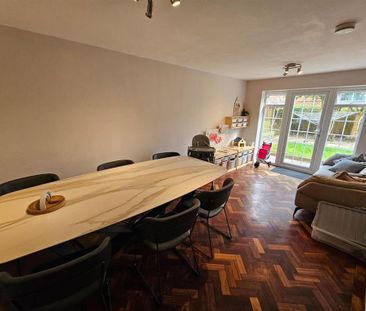 5 bedroom detached house to rent - Photo 1
