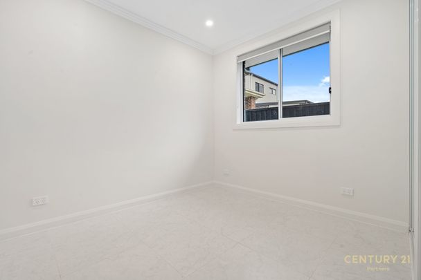 Luxurious & Comfortable Living&excl; Brand New Granny Flat&excl; - Photo 1