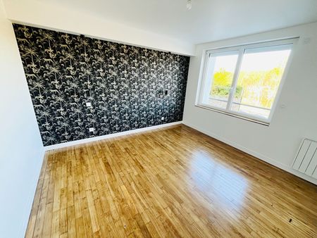 A LOUER Appartement 50000 Saint-Lô 3 pièce(s) 63.81 m² - Photo 3