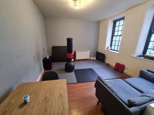 2 bedroom private hall to rent - Photo 1