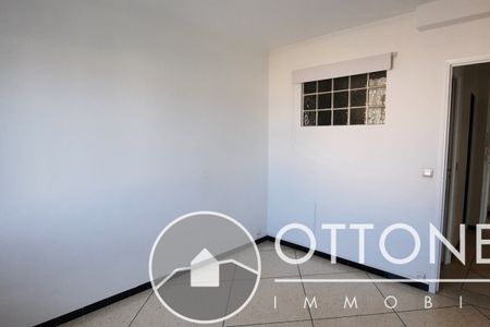 Appartement climatisé Puget Sur Argens 3 pièces avec balcon - Photo 2