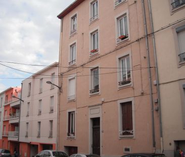 LOCATION T3 - OULLINS, - Photo 6