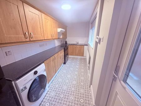 4 Chobham Street, Bloomfield, Belfast, BT5 5BL - Photo 5