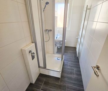 Charmante 3 Zimmer Wohnung mit verglastem Balkon in Top Lage – mode... - Photo 1