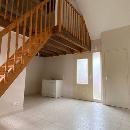 Location Appartement 2 pièces 29m² - Photo 3