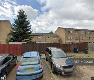 3 bedroom end of terrace house to rent - Photo 1