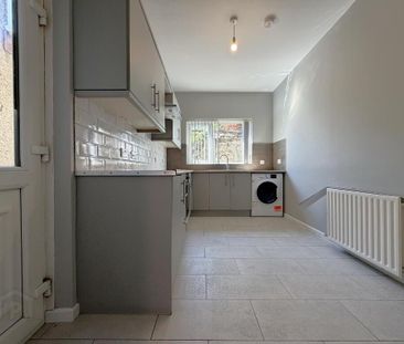 15 Larne Street, Ballymena, BT42 3AJ - Photo 2