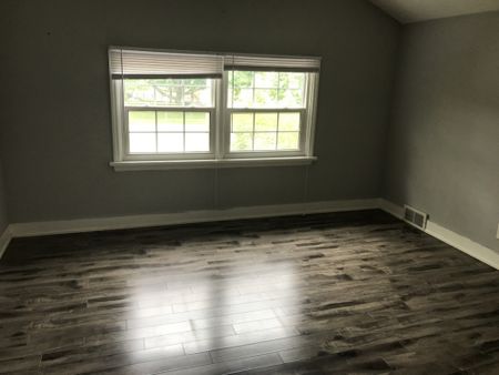 183 Glendale Avenue - Photo 4