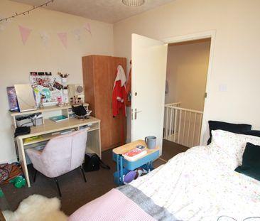 3 Bed Terraced House, Blenheim Road, RG1 - Photo 4