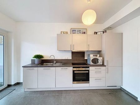 Appartement te huur - Foto 2