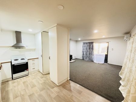 PAPATOETOE, 3 BEDROOMS - Photo 3