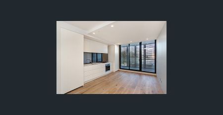 Luxury Apartment Convenience - Photo 2