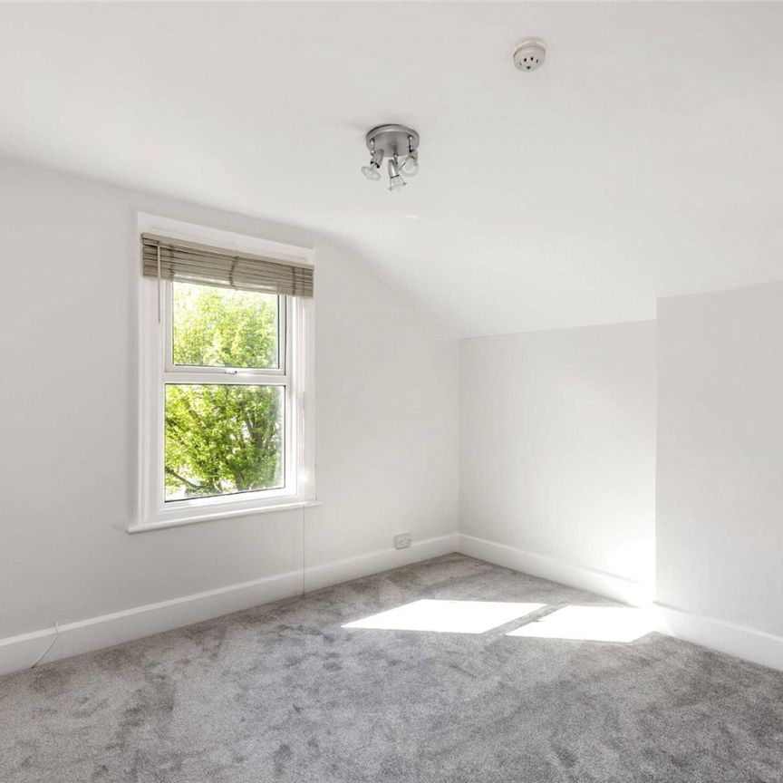 Clairview Road, London, SW16 - Photo 1