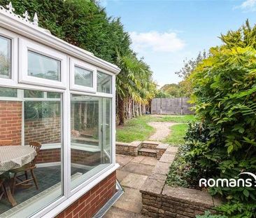Weybourne Road, Aldershot, Hampshire, GU11 - Photo 5