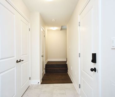 For Lease - 2461 Belt Lane, Oakville, Ontario - Photo 3