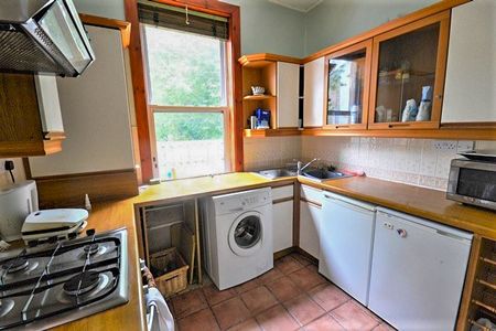 1452L - West Catherine Place, Edinburgh, EH12 5HZ - Photo 2