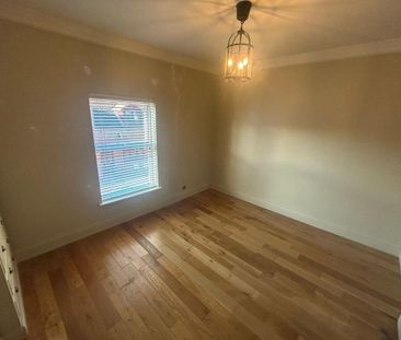 2 bedroom semi-detached house to rent - Photo 6