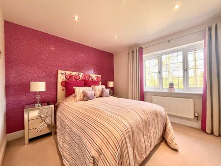 5 bedroom detached house to rent - Photo 5