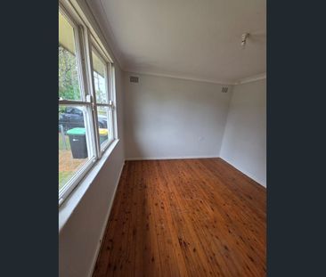 3 Bedroom Home with easy access to Mount Druitt CBD - Photo 3