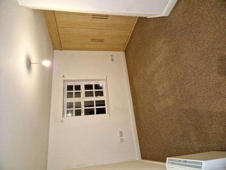 John Repton Gardens, Brentry, Bristol, Bristol, BS10 - Photo 2