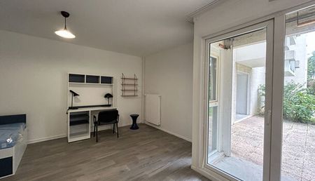 Appartement 1 pièces 32m2 REIMS 599 euros - Photo 3