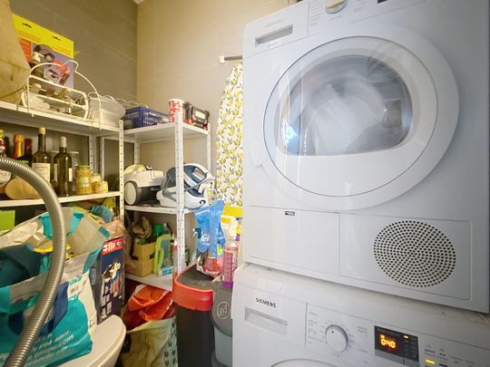 SPACIEUX 3 ½ PIÈCES - Avec une terrasse - Foto 1