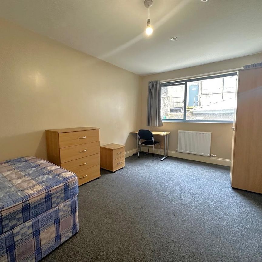 Marsh Street, Bristol - Photo 1