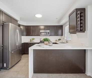 For Lease - 6 Viewforth Road, Brampton, Ontario - Photo 3