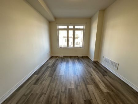 For Lease - 40 Zinfandel Drive Unit# 22, Hamilton, Ontario - Photo 4