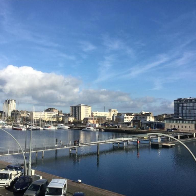 A LOUER Appartement sur les Quais CHERBOURG - Photo 1