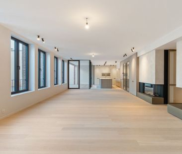 Appartement te huur in Gent voor € 3.750 met 3 slaapkamers - Photo 1