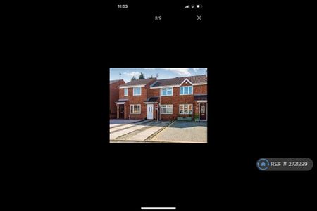 2 bedroom terraced house to rent - Photo 4