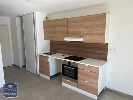 Location Appartement 1 pièce 26m² VILLEFRANCHE SUR SAONE 69400 - Photo 2