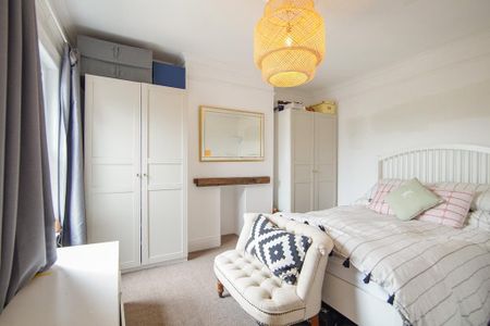 3 bedroom terraced house to rent - Photo 3