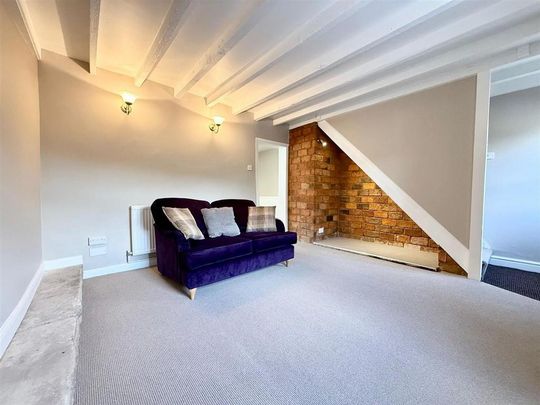 2 bedroom terraced house to rent - Photo 1