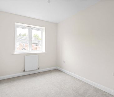 A 4 bedroom detached house situated within the Village of Measham. - Photo 5