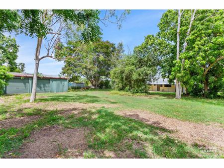 42 Beak Street, Koongal - Photo 2