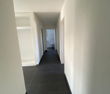 SCHÖNE 3.5-ZIMMERWOHNUNG AN ZENTRALER LAGE IN MÖHLIN - Photo 5