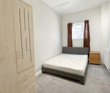 1 Bedroom Flat - Photo 1