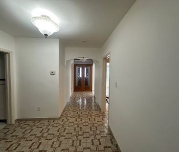 For Lease - 207 Church Street, Toronto, Ontario - Photo 2