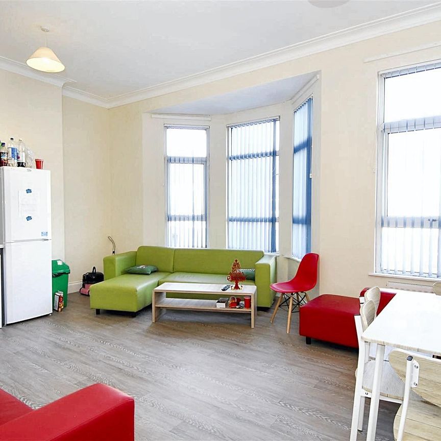 Beaumont Road, Flat 3, Plymouth - Photo 1