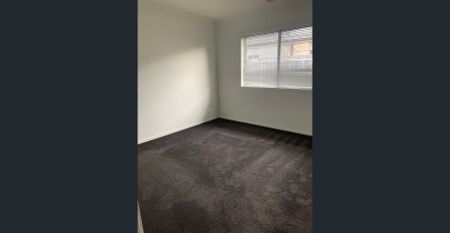 Conveniently Located - Photo 4