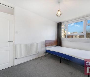 3 bedroom flat to rent - Photo 2