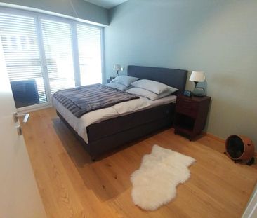 Luxuriöse 2‑Zimmer Wohnung im 5. OG mit Balkon in Berlin Mitte - Photo 3