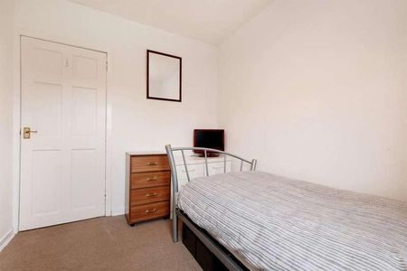 Gardner Drive, Aberdeen, AB12 - Photo 4