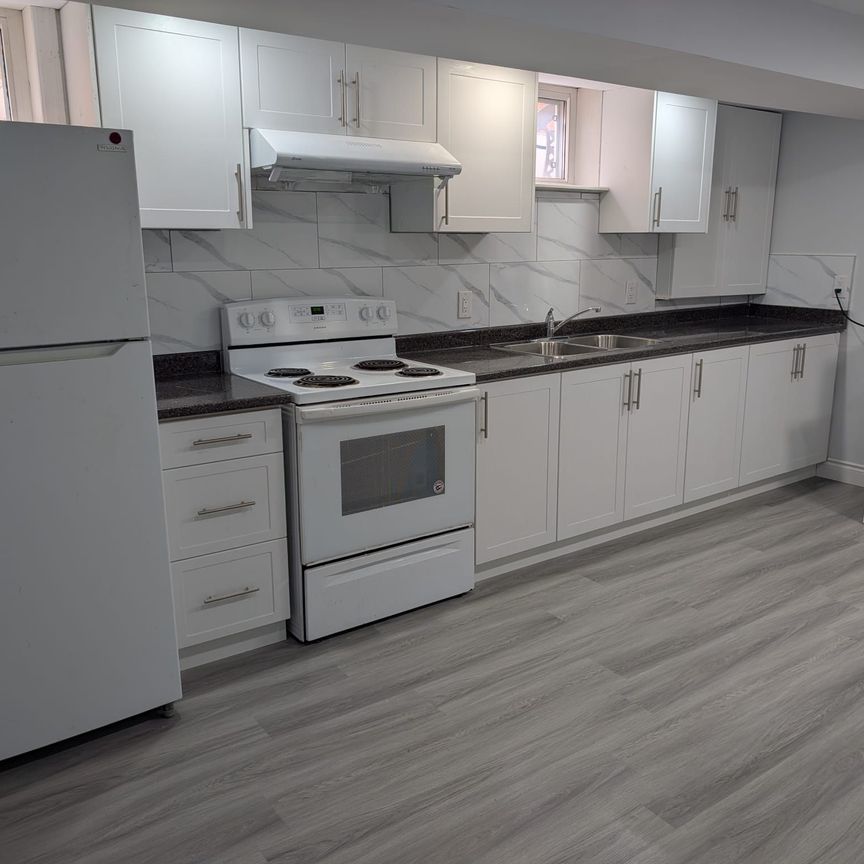 For Lease - 2620 Windjammer Road Unit# Basement, Mississauga, Ontario - Photo 1