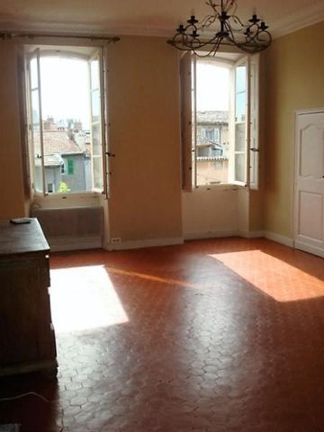 Location Appartement 2 pièces 68m² DRAGUIGNAN 83300 - Photo 2