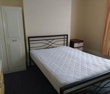 4 bedroom house share to rent - Photo 4