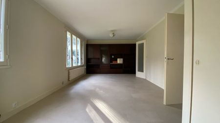 Location Appartement 5 pièces 77m² ANGERS 49100 - Photo 4