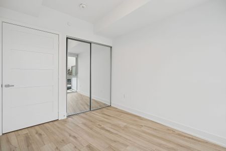 For Lease - 333 Sunseeker Avenue Unit# 320, Innisfil, Ontario - Photo 5